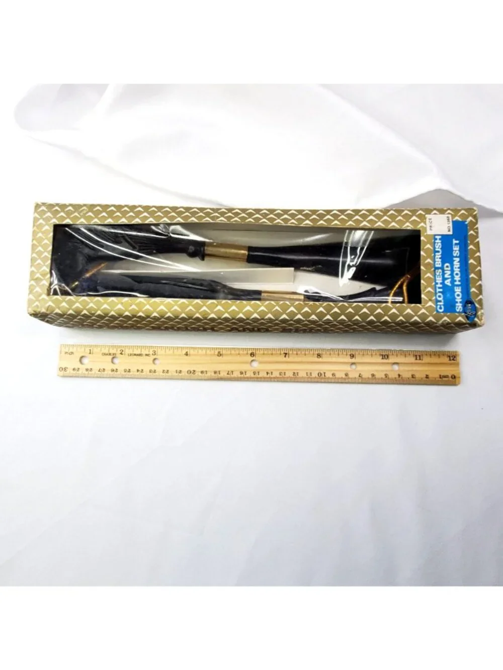 VTG Action Industries Clothes Brush & Shoe Horn Set Horse Head Handle Design